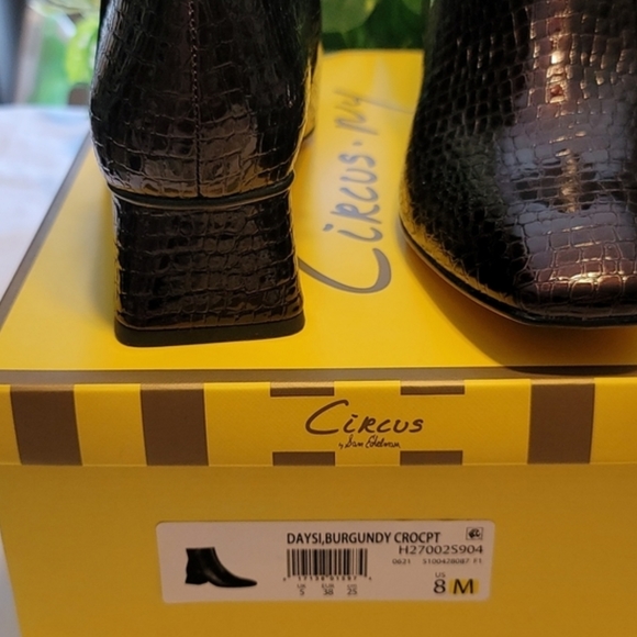 Circus by Sam Edelman Burgundy Daysi Croc Print Booties Size 8 - Picture 6 of 6